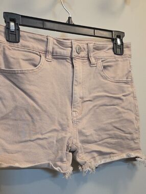 American Eagle Outfitters Light Pink Distressed Denim Shorts (B50)